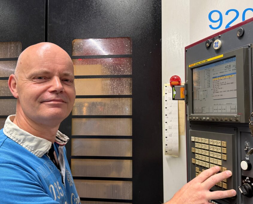Heemskerk Fijnmechanica - collega Jasper aan het woord